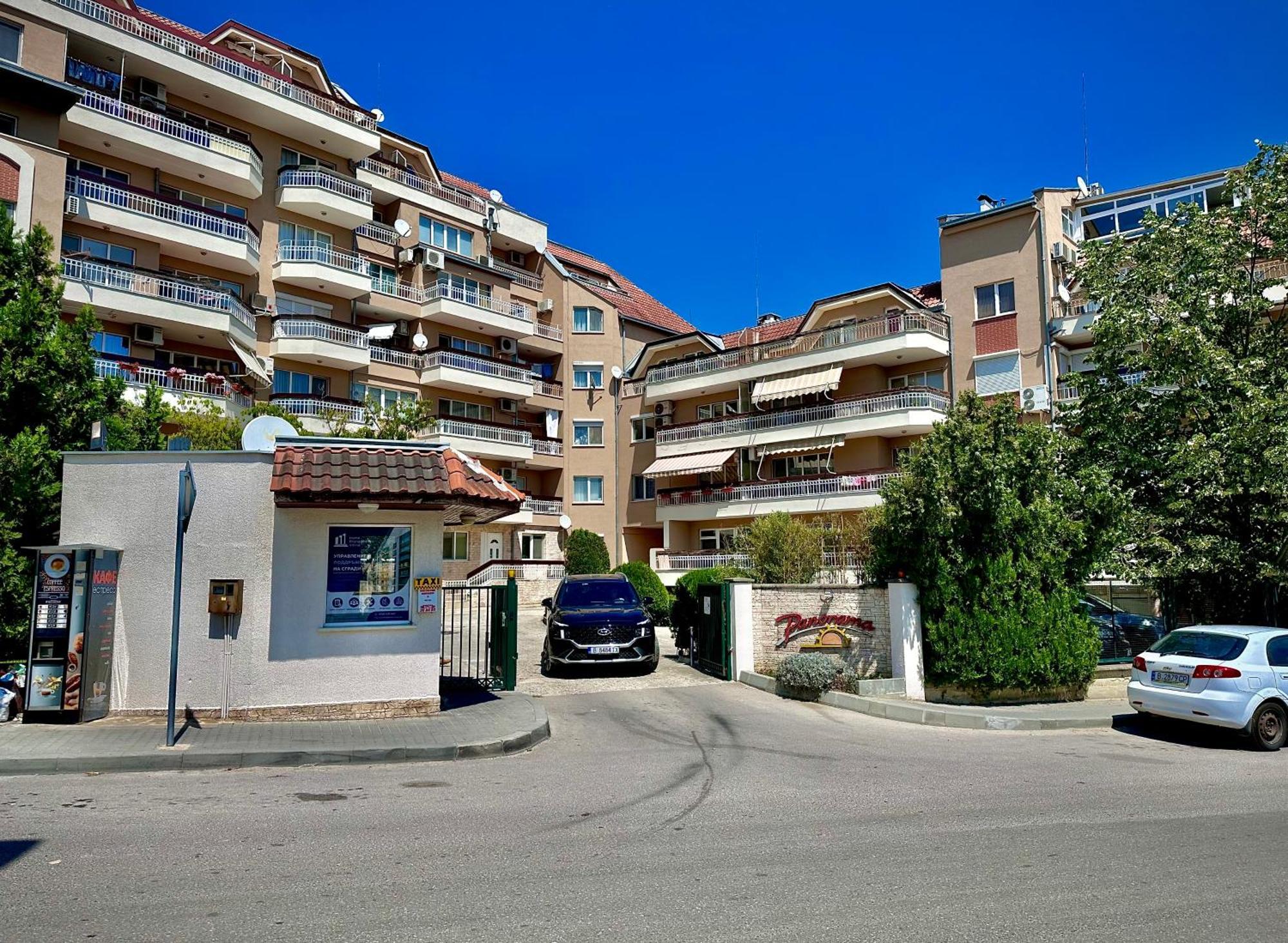 Sea Breeze Apartment Varna Eksteriør billede